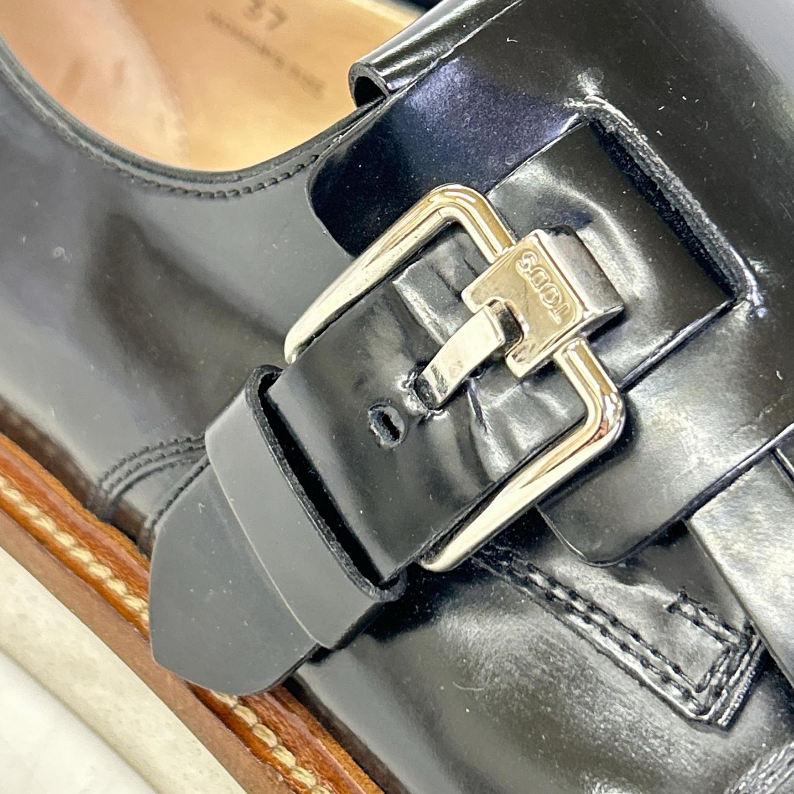 TOD'S トッズ スタッズ キルト モンクストラップ パテント ローファー シューズ