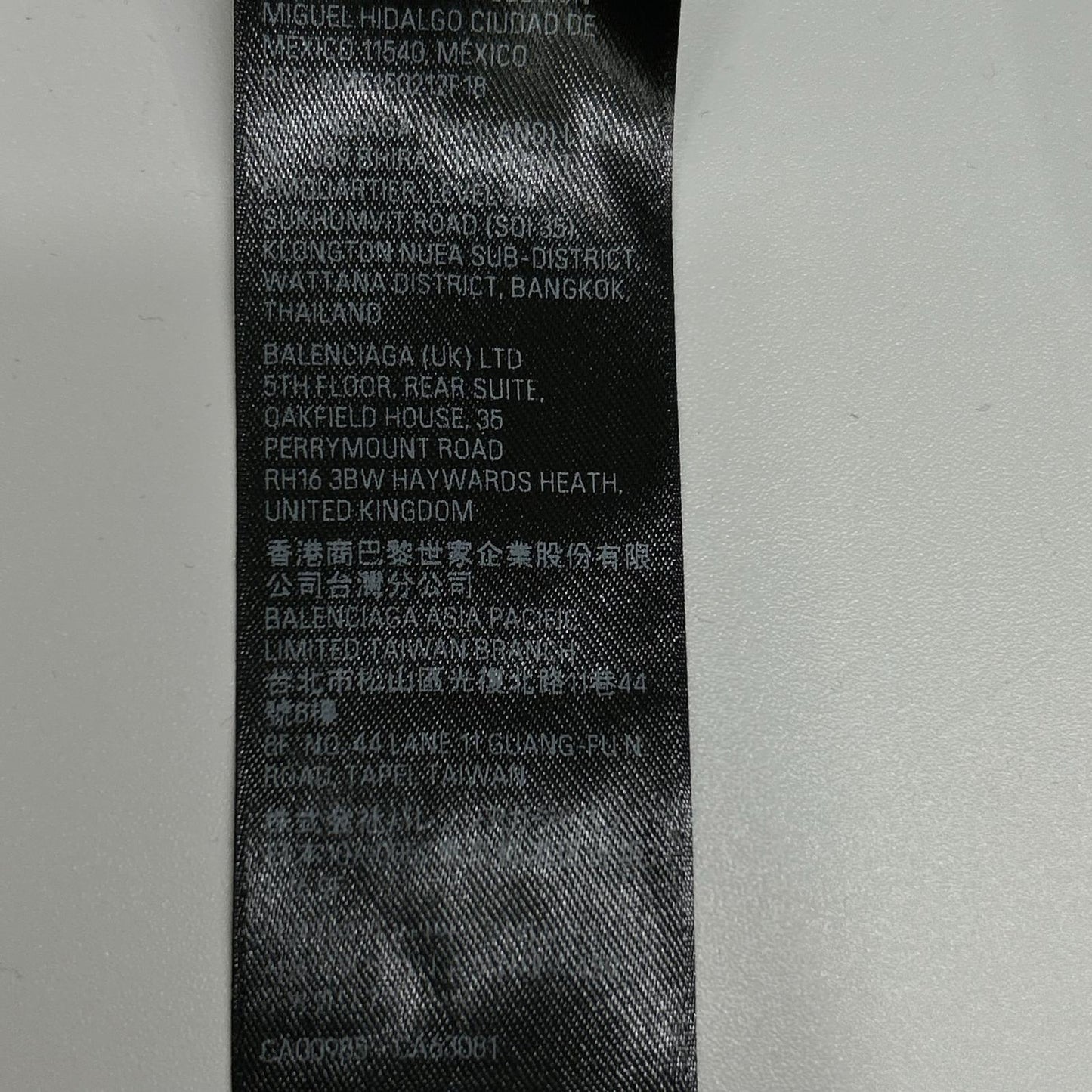 BALENCIAGA バレンシアガ 773282 ブラック GARDE-ROBE スウェット トップス