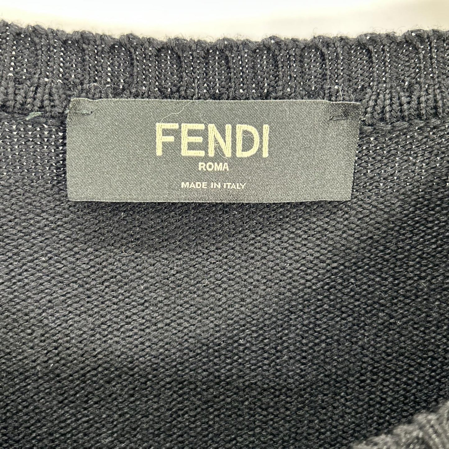FENDI フェンディ FZY020 ブラック ワッペン クルーネックニット トップス