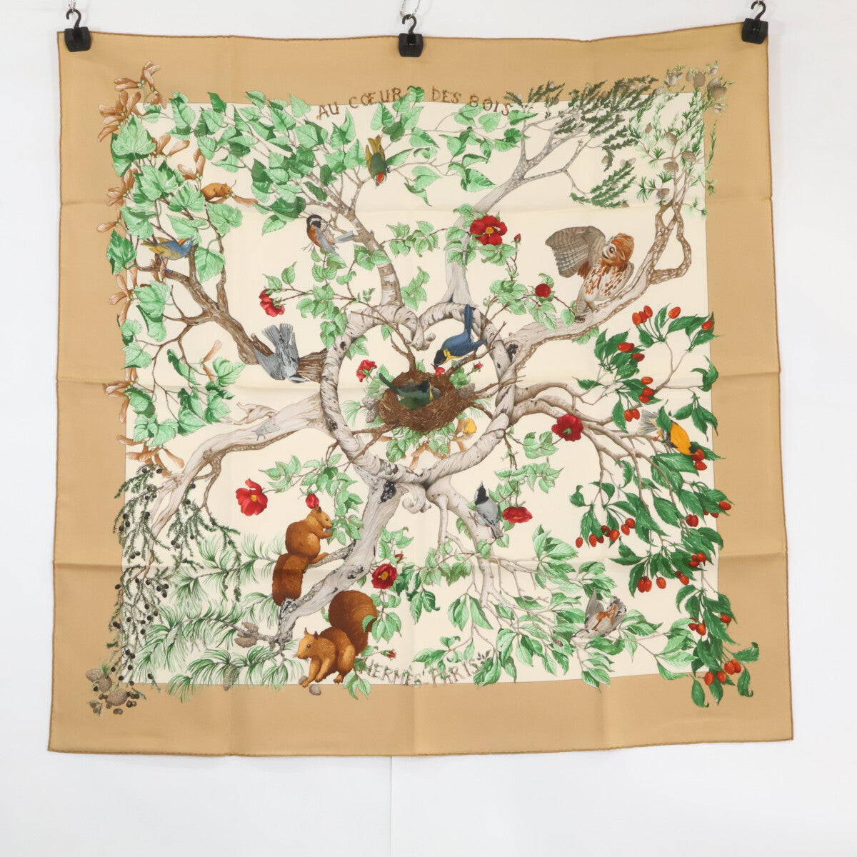 HERMES エルメス 【新品同様】AU COEUR DES BOIS 森の中で シルク スカーフ