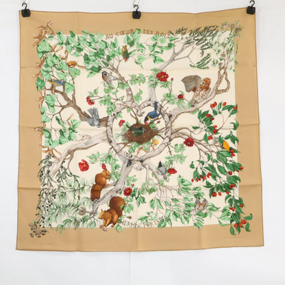 HERMES エルメス 【新品同様】AU COEUR DES BOIS 森の中で シルク スカーフ