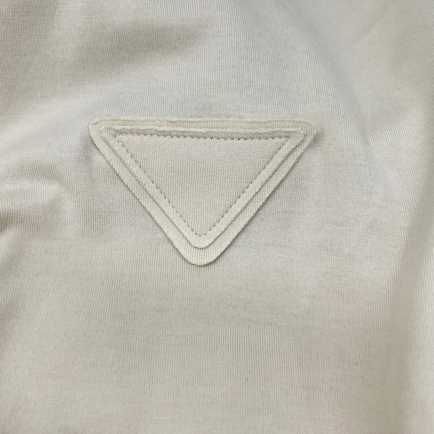 PRADA プラダ 23SS UJN852 ベージュ系 トライアングルロゴ Tシャツ トップス