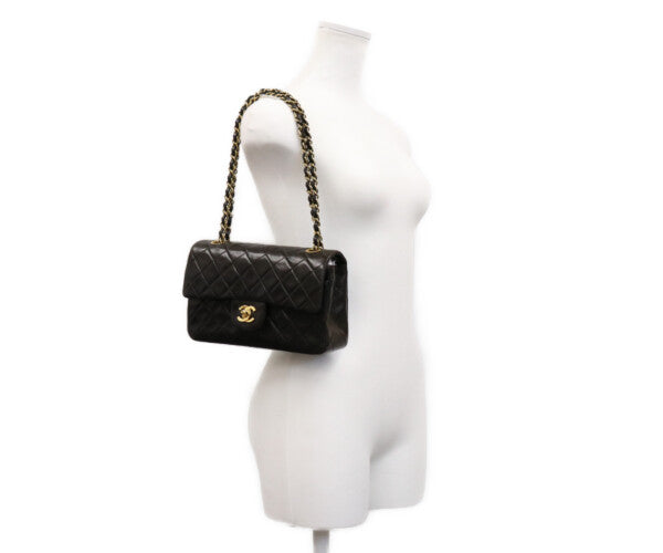 CHANEL シャネル 2番 A01113 黒 ラム ゴールド金具 マトラッセ23 バッグ ショルダーバッグ