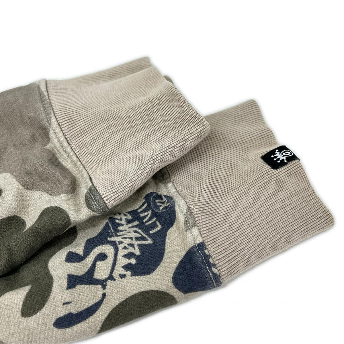 stussy ステューシー カモフラ ジップアップ パーカー トップス