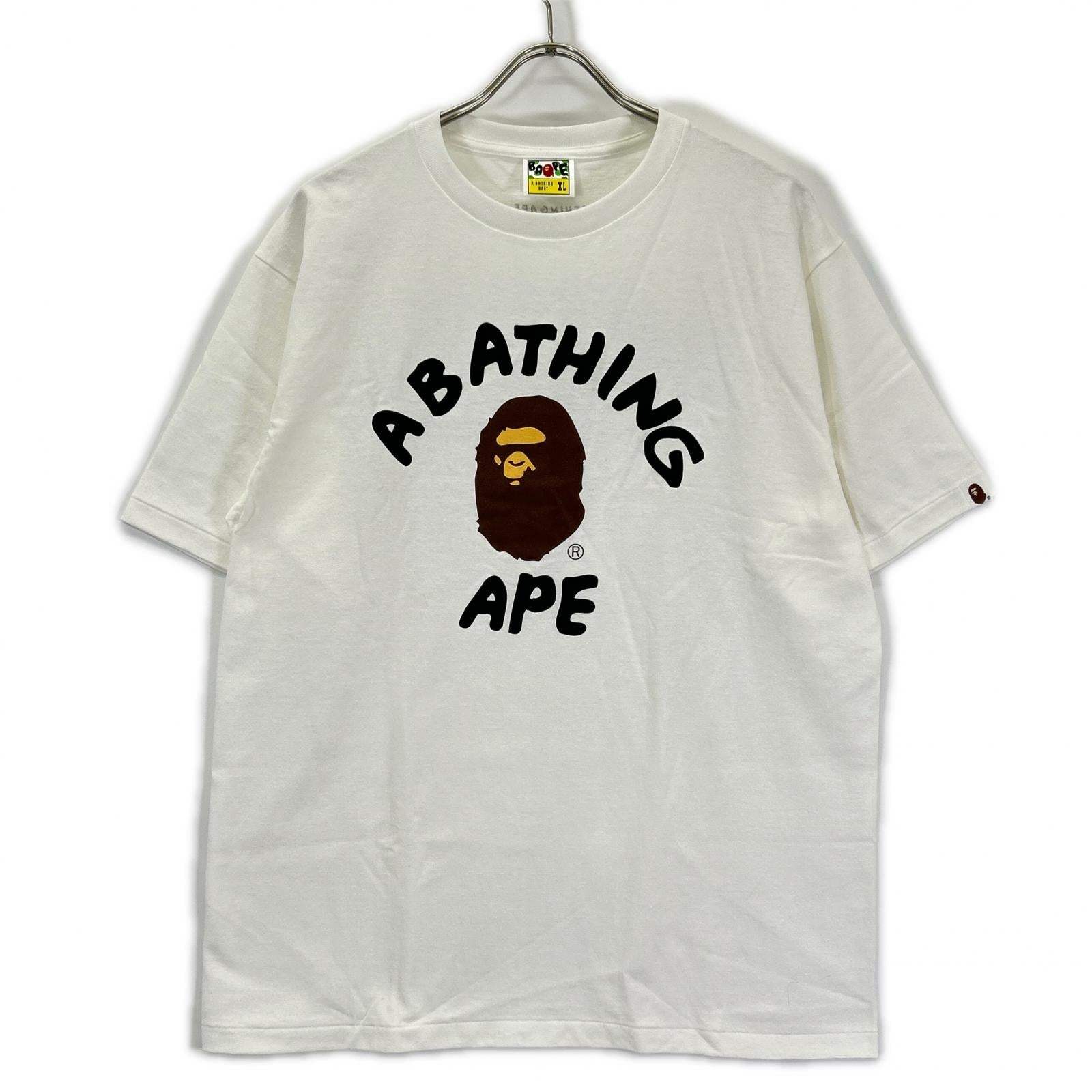 A BATHING APE アベイシングエイプ ホワイト キースヘリング COLLEGE Tシャツ トップス