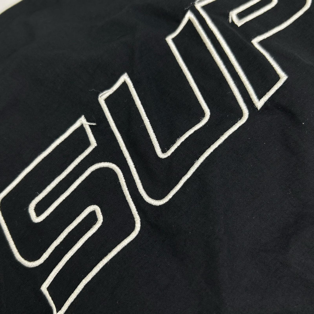 Supreme シュプリーム 18AW ブラック Zig Zag パフィージャケット ジャケット