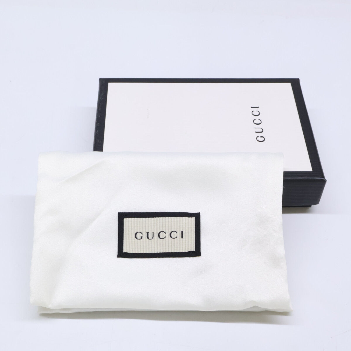GUCCI グッチ 523159 オフディア GGスプリーム カードケース