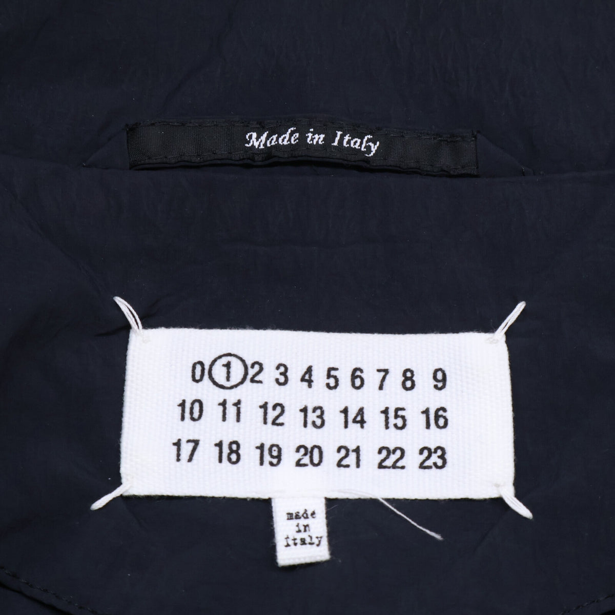 Maison margiela メゾンマルジェラ 【美品/国内正規/25SS】S51AH0139 スタンドカラー Aライン ナイロン トレンチ コート