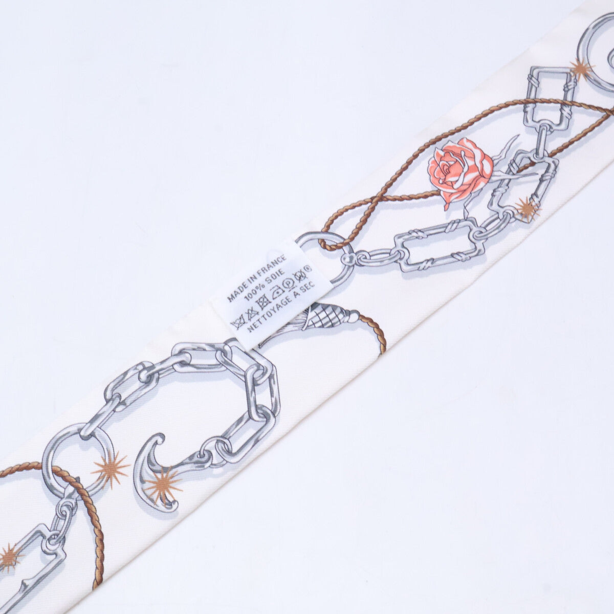HERMES エルメス 【新品同様】セ・ラ・フェット シルク ツイリー スカーフ