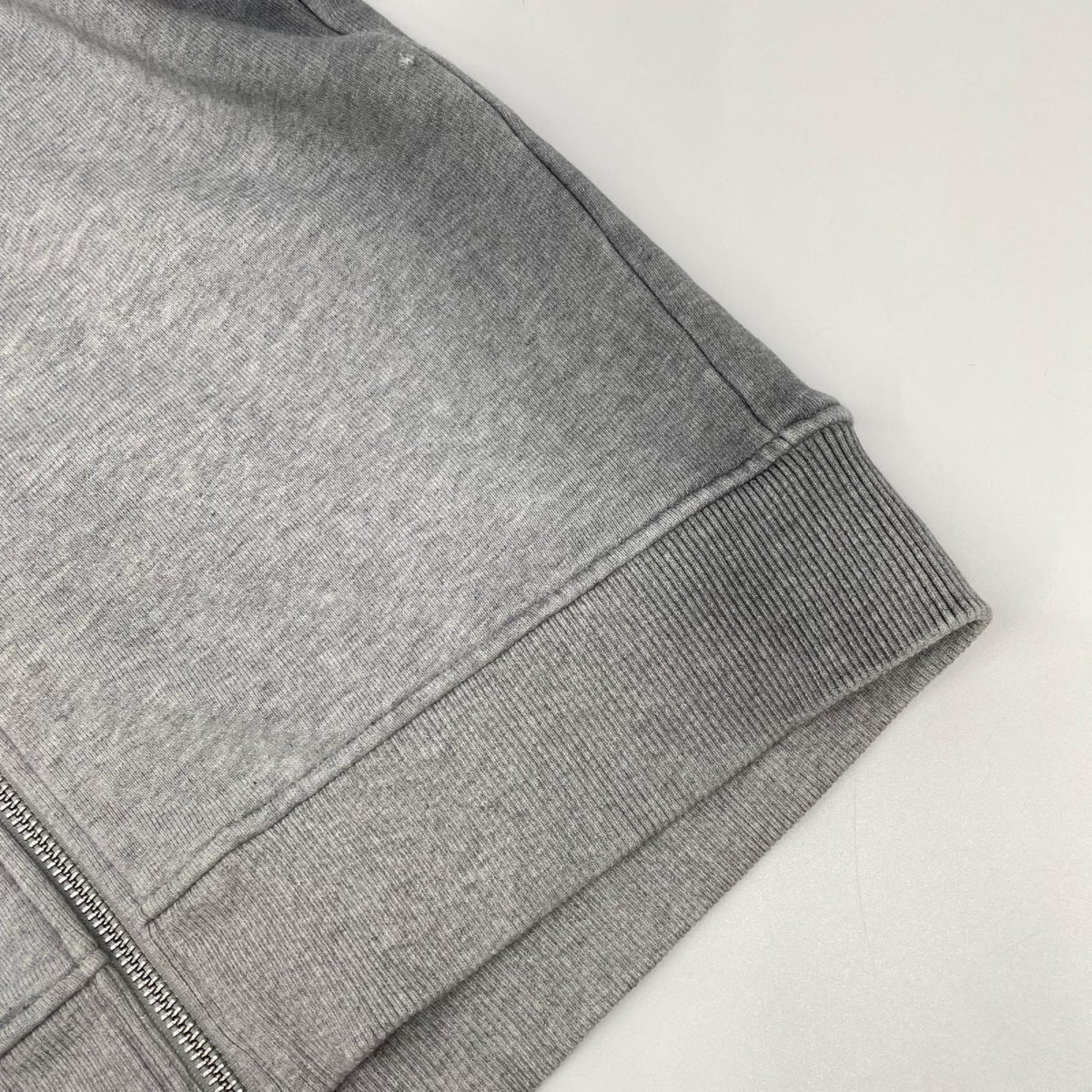MOWALOLA モワローラ グレー クロップド ジップパーカー トップス