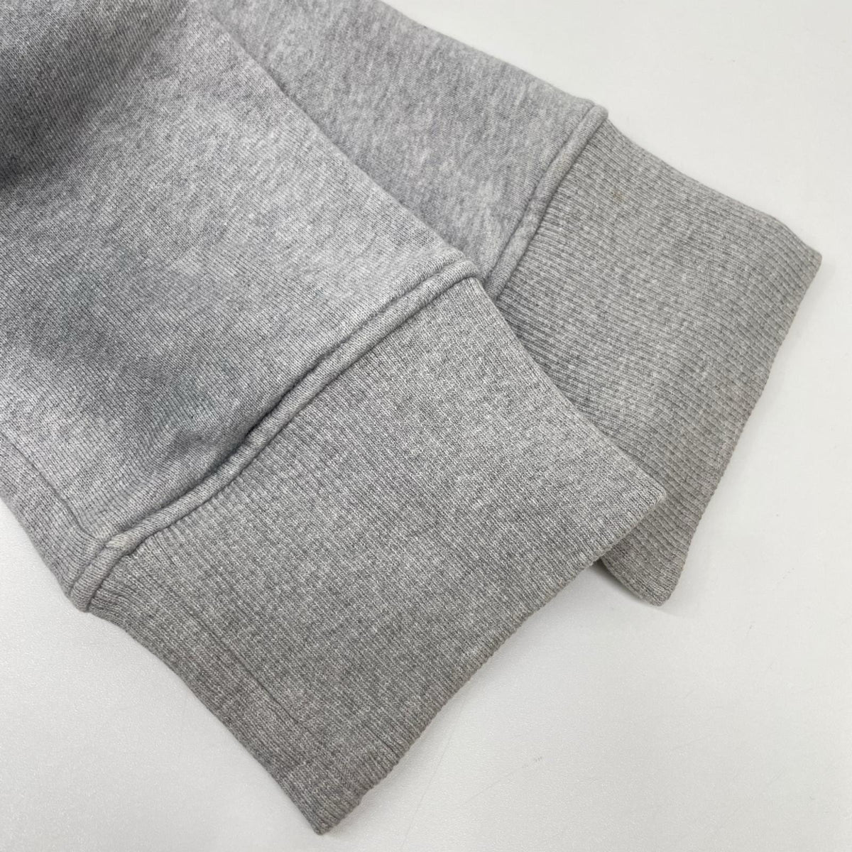 MOWALOLA モワローラ グレー クロップド ジップパーカー トップス