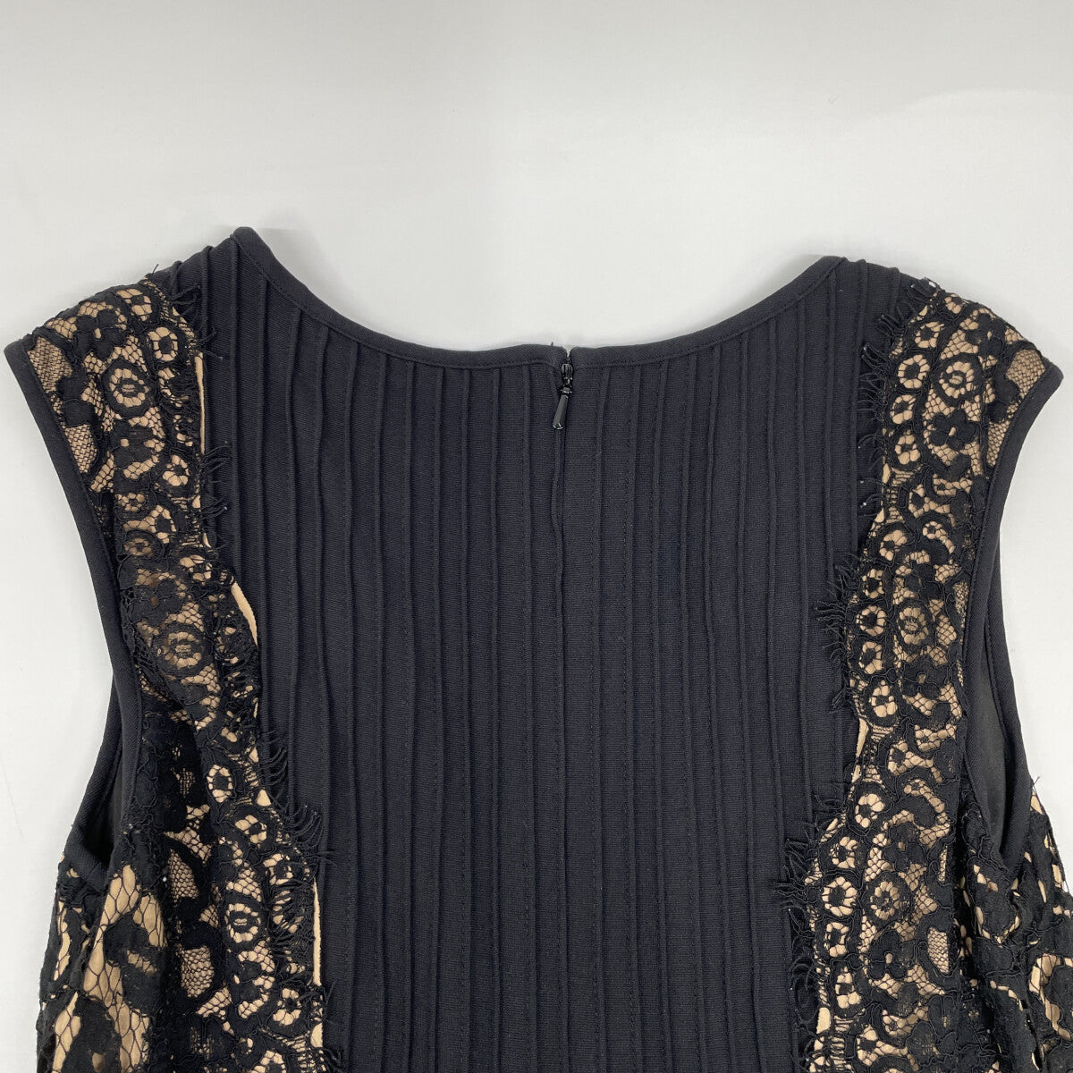 TADASHI SHOJI 6L1300M Black Embroidered Lace Sleeveless Dress