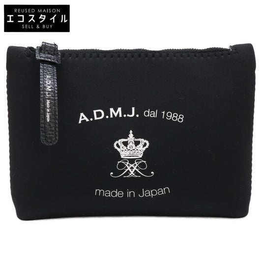 [Excellent Condition] Logo Magic Light Pouch for Women