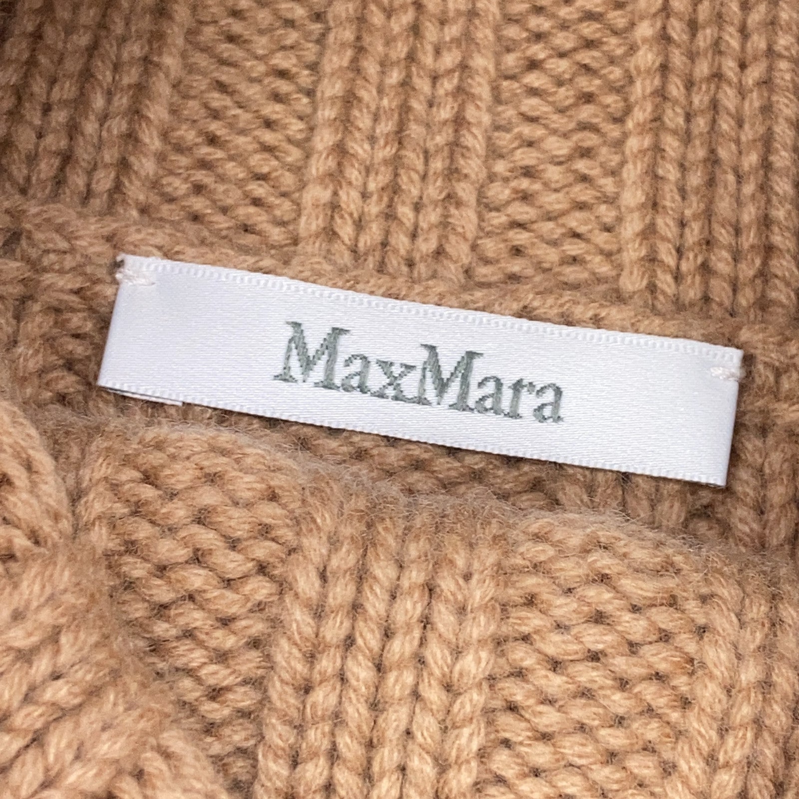 Max Mara 2421366012 Vitalba Wool and Cashmere Chunky Knit Top
