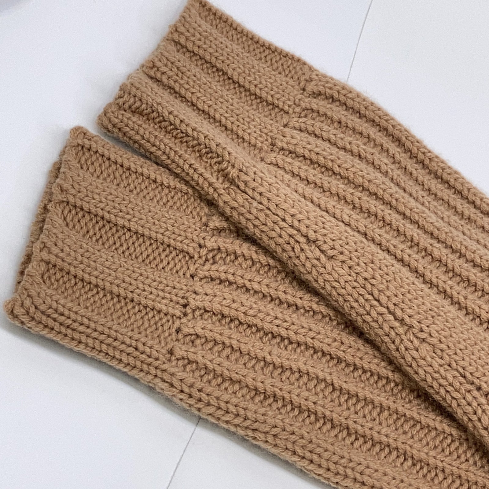 Max Mara 2421366012 Vitalba Wool and Cashmere Chunky Knit Top