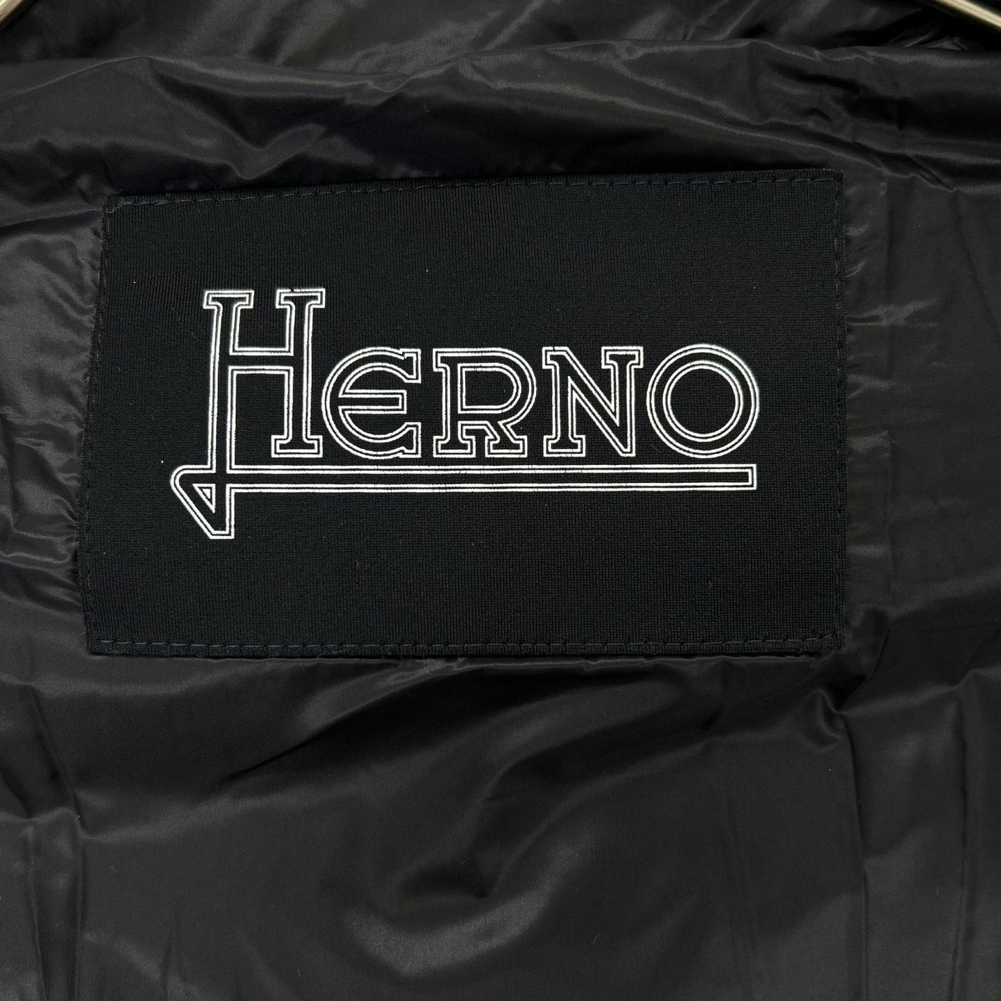 HERNO 赫尔诺 PI001079U GLOSS 羽绒夹克 夹克 50