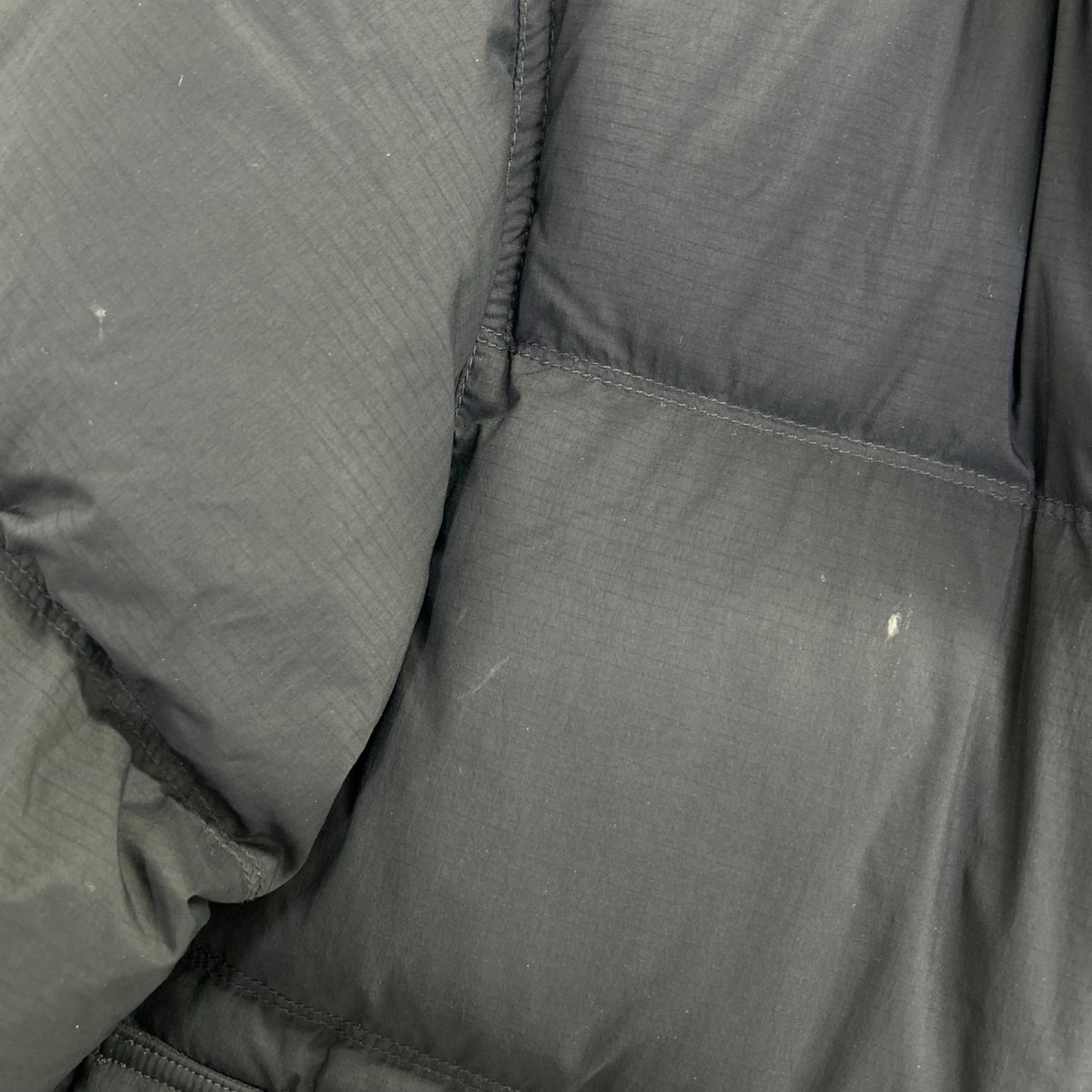 STONE ISLAND 石岛 4100125 海军蓝 防撕裂尼龙 羽绒夹克 夹克 S