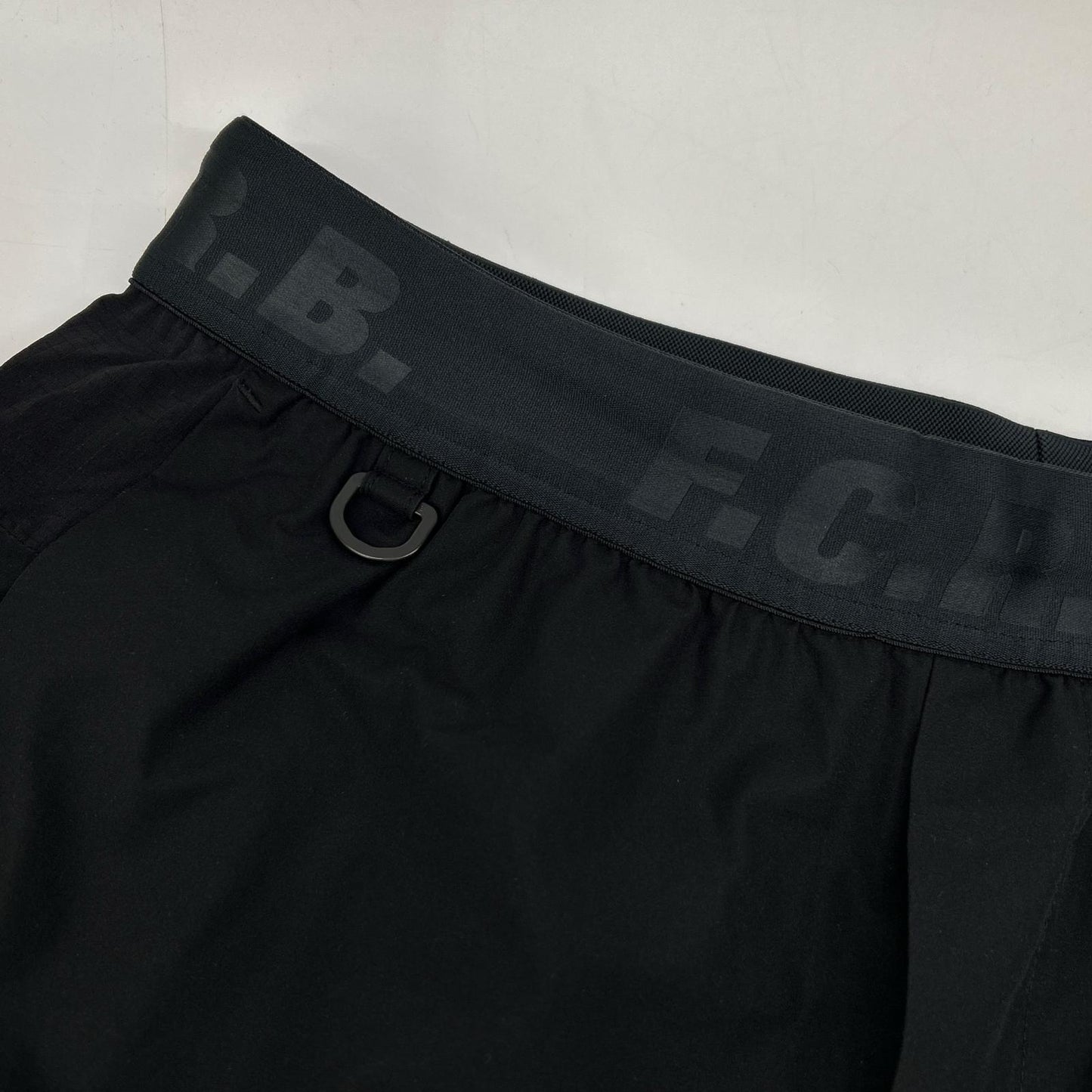 F.C.Real Bristol FCRB-232045 黑色 WARM UP PANTS 下装