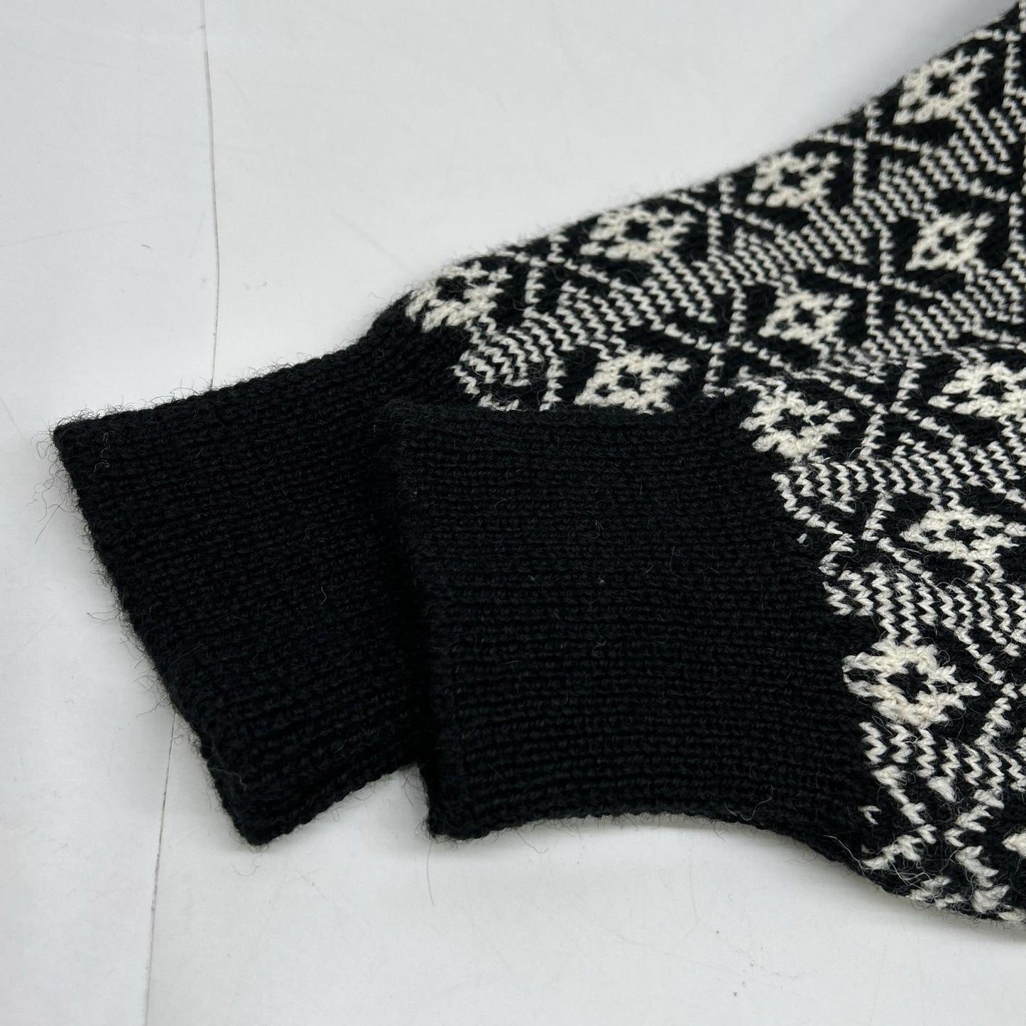 Re-Deux レドゥー 【美品】EX SANQUHAR SWEATER ヘリテージスタイル 総柄 ウール Vネック ニットセーター トップス
