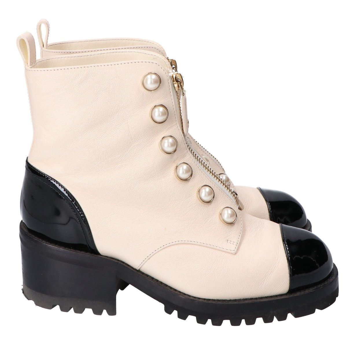 CHANEL G45183 Pearl Coco Mark Patent Leather Short Boots Shoes