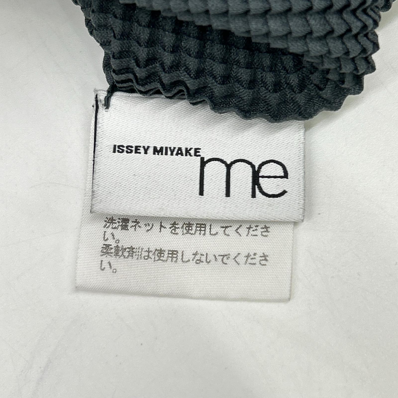 MeISSEYMIYAKE ミーイッセイミヤケ グリーン MI11FJ211 プリーツカットソー トップス