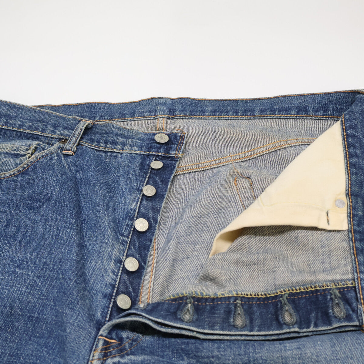 LEVI'S リーバイス 501 ビッグE 不均等V ボタン裏刻印8 ボタンフライ デニムパンツ ボトムス