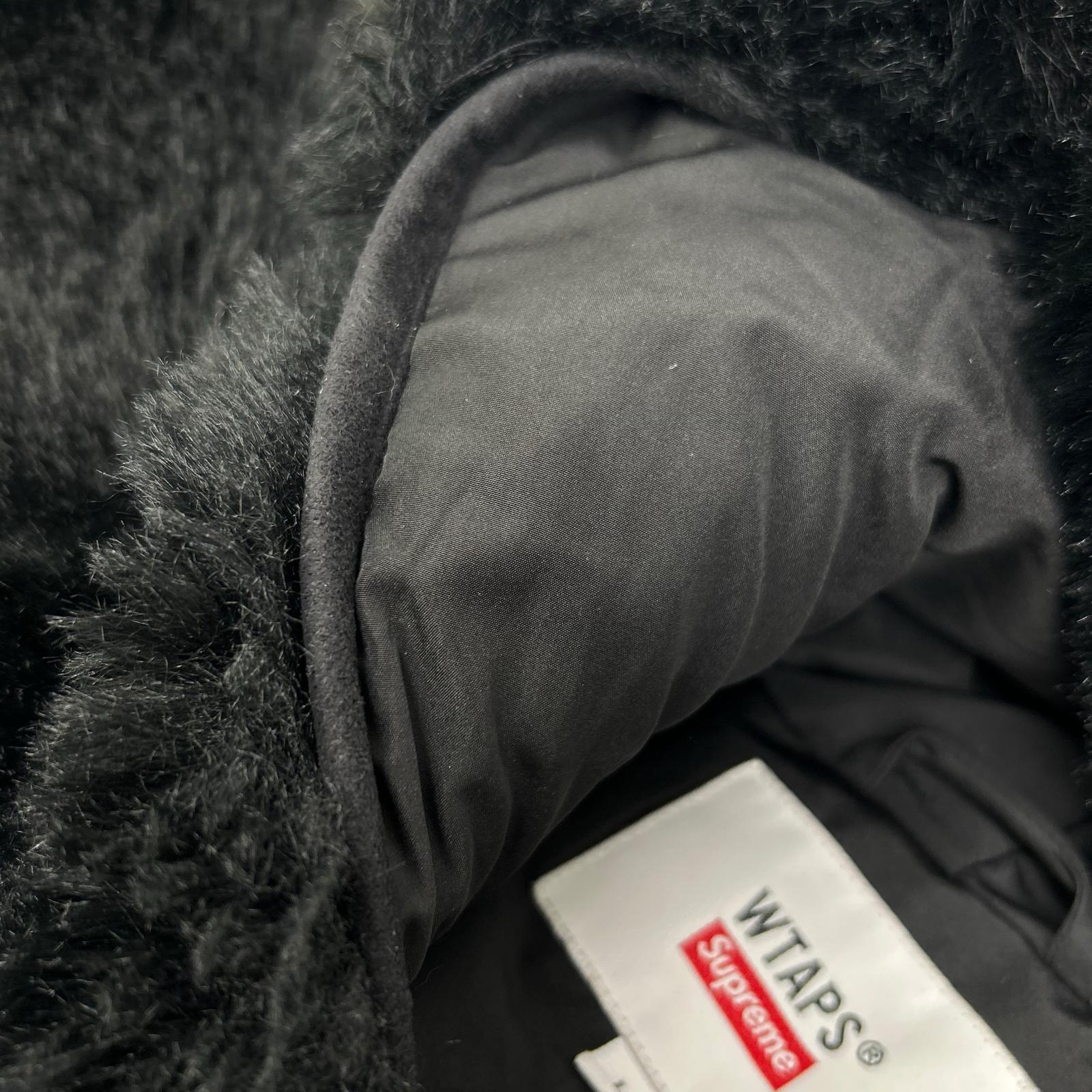 21AW ﾌﾞﾗｯｸ ×ﾀﾞﾌﾞﾙﾀｯﾌﾟｽ Faux Fur Hooded ジャケット メンズ