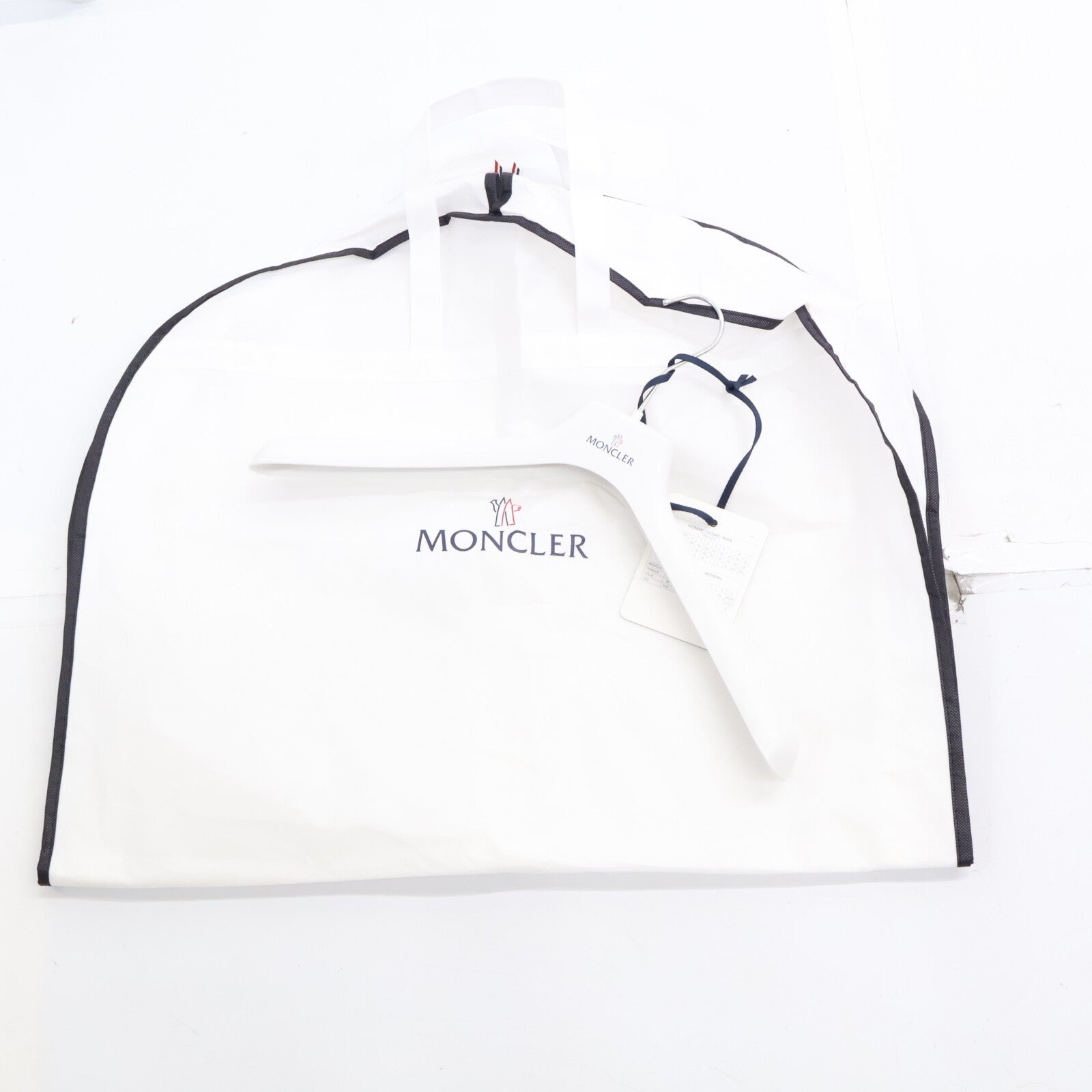MONCLER モンクレール 【美品】MONTCLA モンクラ 内側ロゴ刺繍グログランテープ フーディダウンジャケット ジャケット
