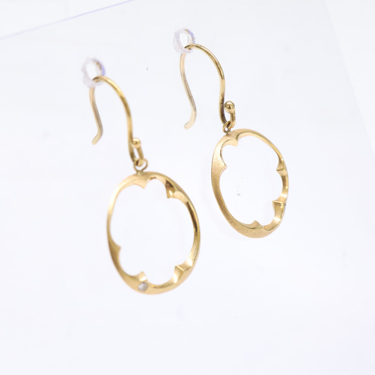 Shaesby シェイスビー K18 フラワーモチーフ サークル ピアス