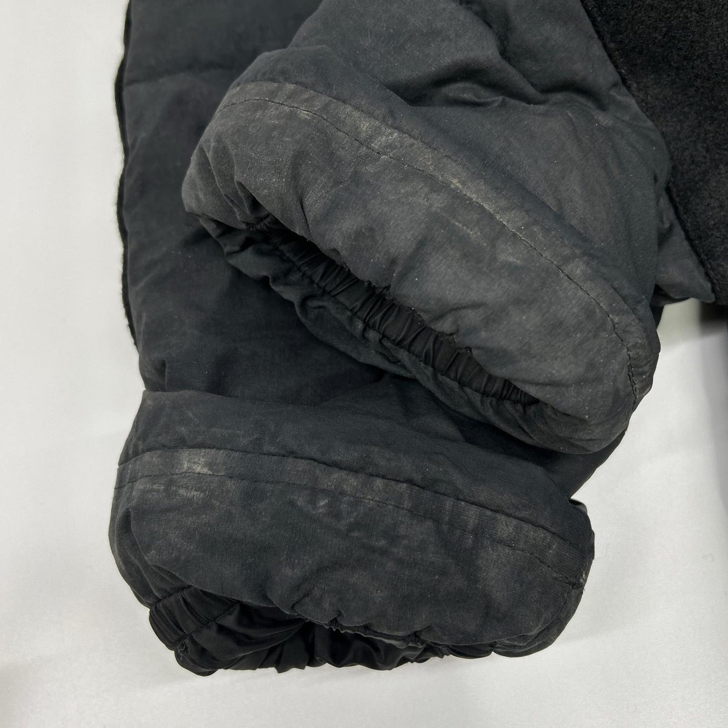 Barbour バブアー ブラック ファイバーダウンコート コート