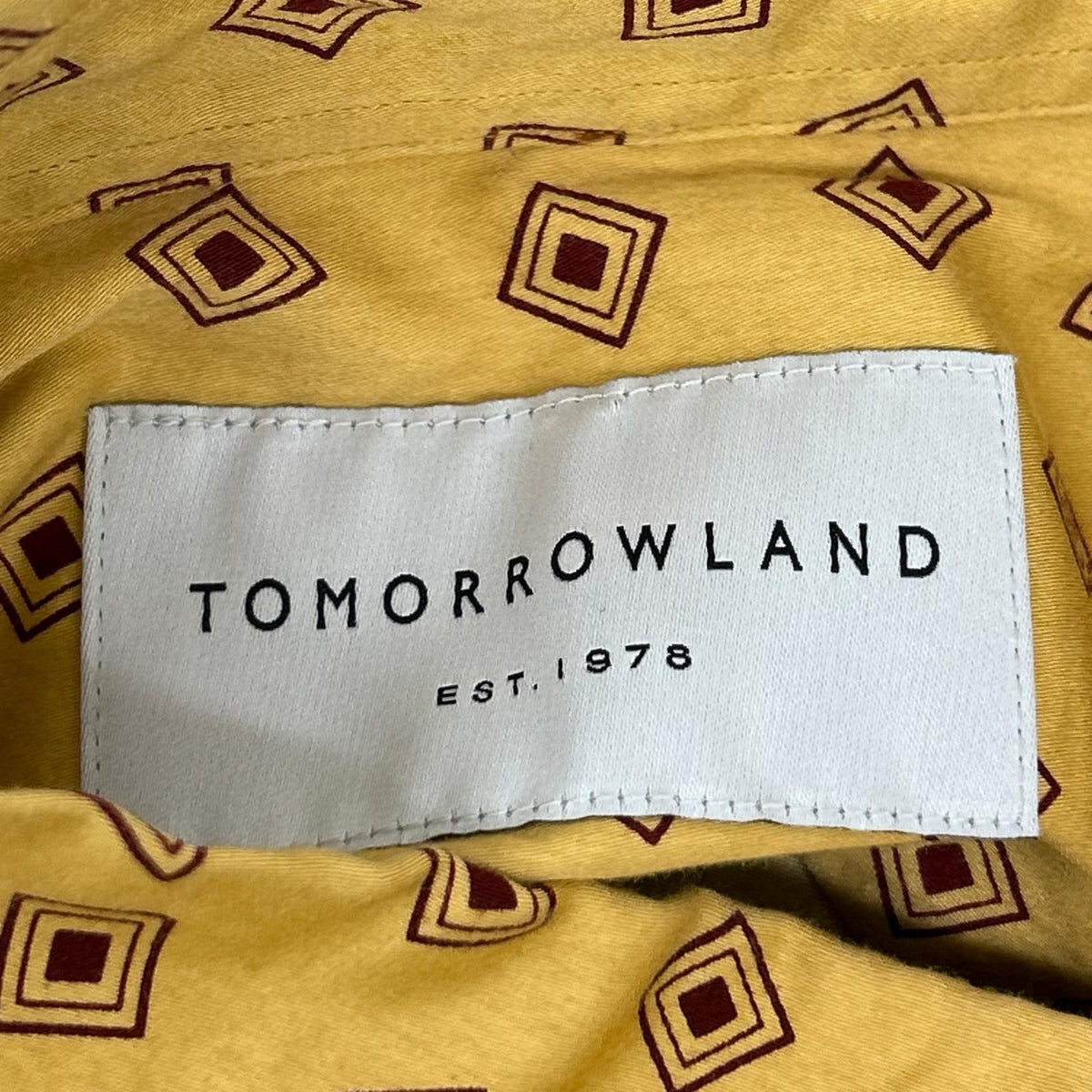 TOMORROWLAND トゥモローランド 63-01-41-01004 イエロー コットンサテンプリント プルオーバータックシャツ トップス