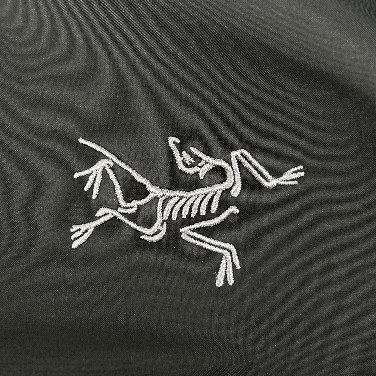 ARC'TERYX アークテリクス 25年 X000010513 ブラック GORE-TEX Beta Jacket M ジャケット