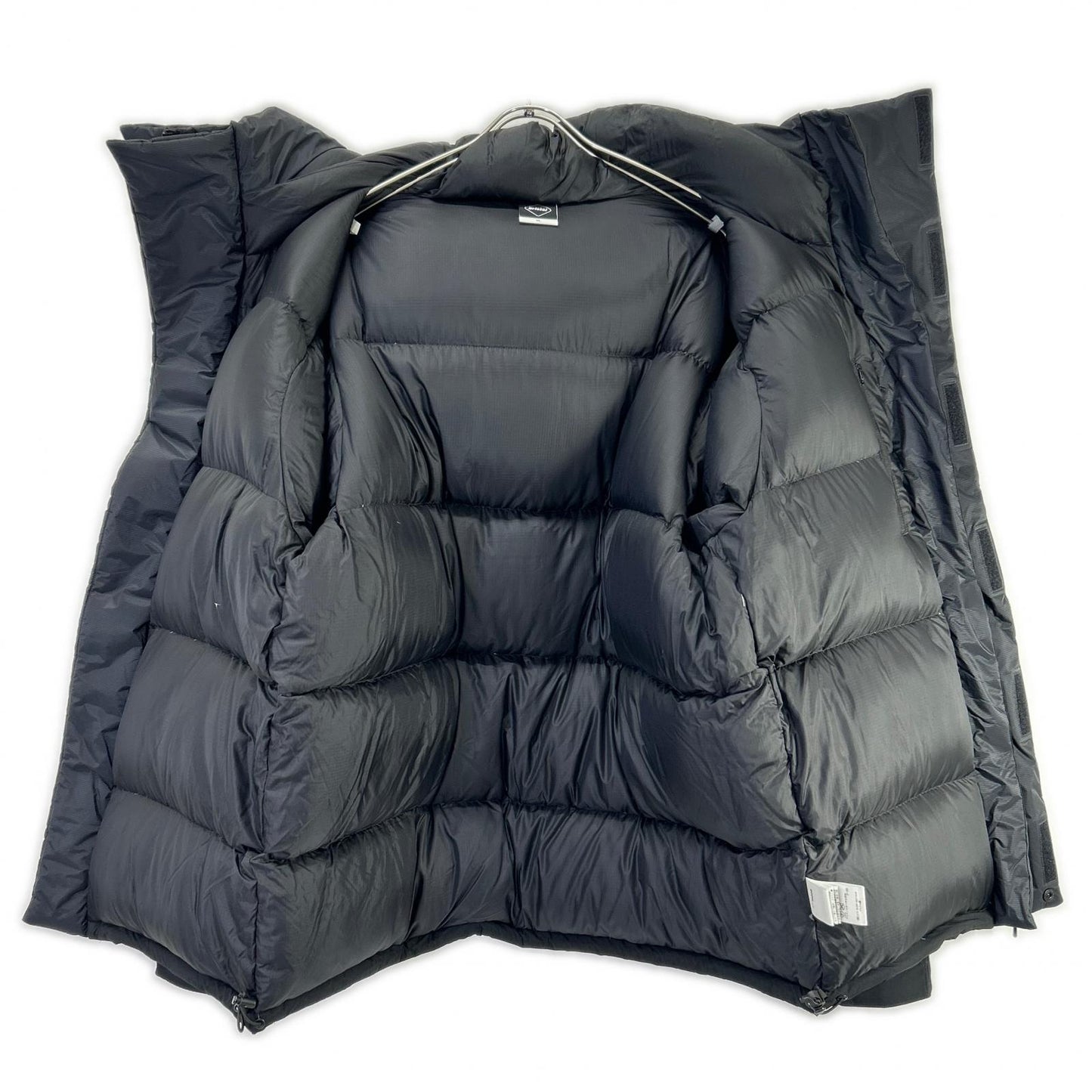 F.C.Real Bristol エフシーリアルブリストル 25年 FCRB-252020 ブラック FIELD DOWN PARKA ジャケット