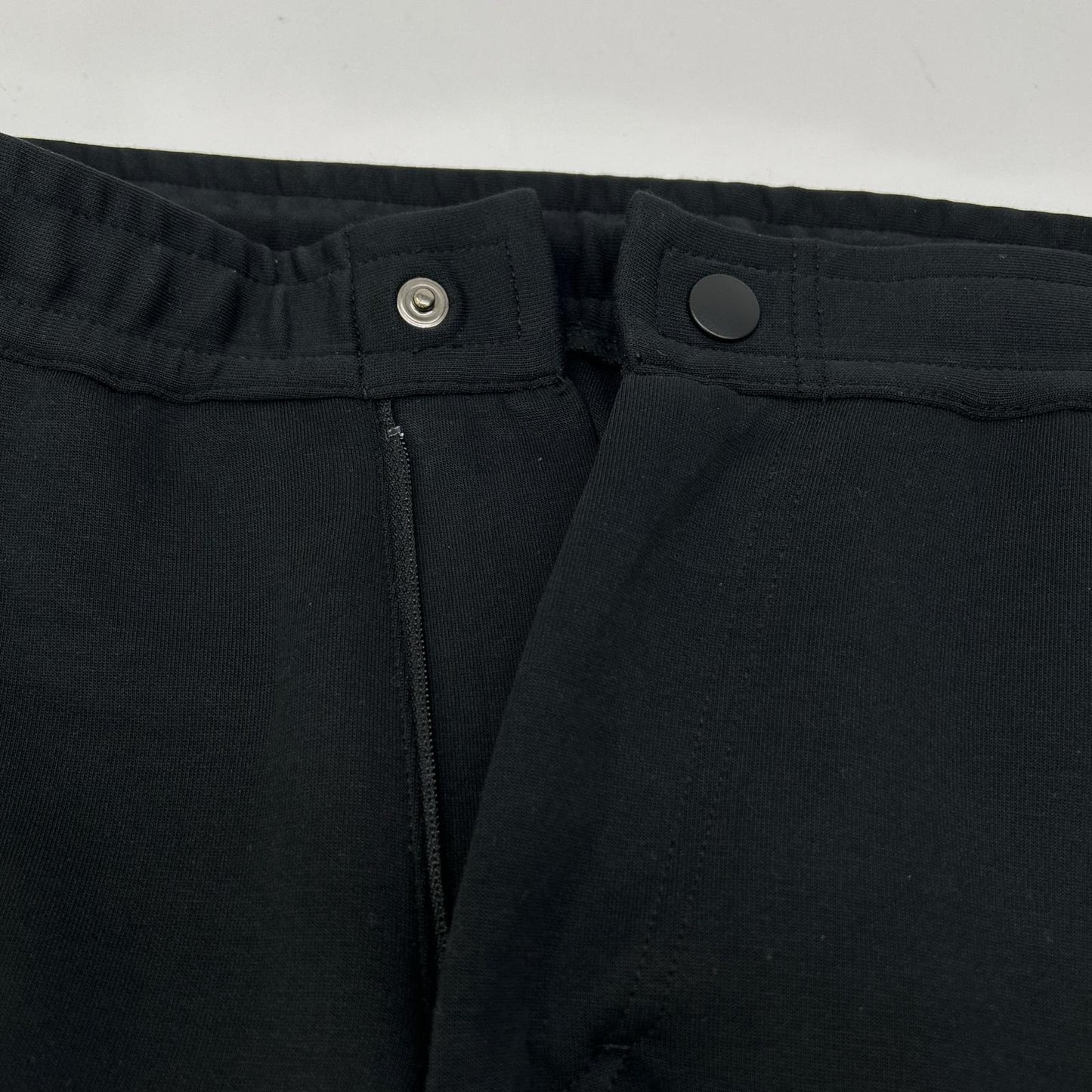 F.C.Real Bristol エフシーリアルブリストル 25年 FCRB-252076 ブラック TECH SWEAT PANTS ボトムス