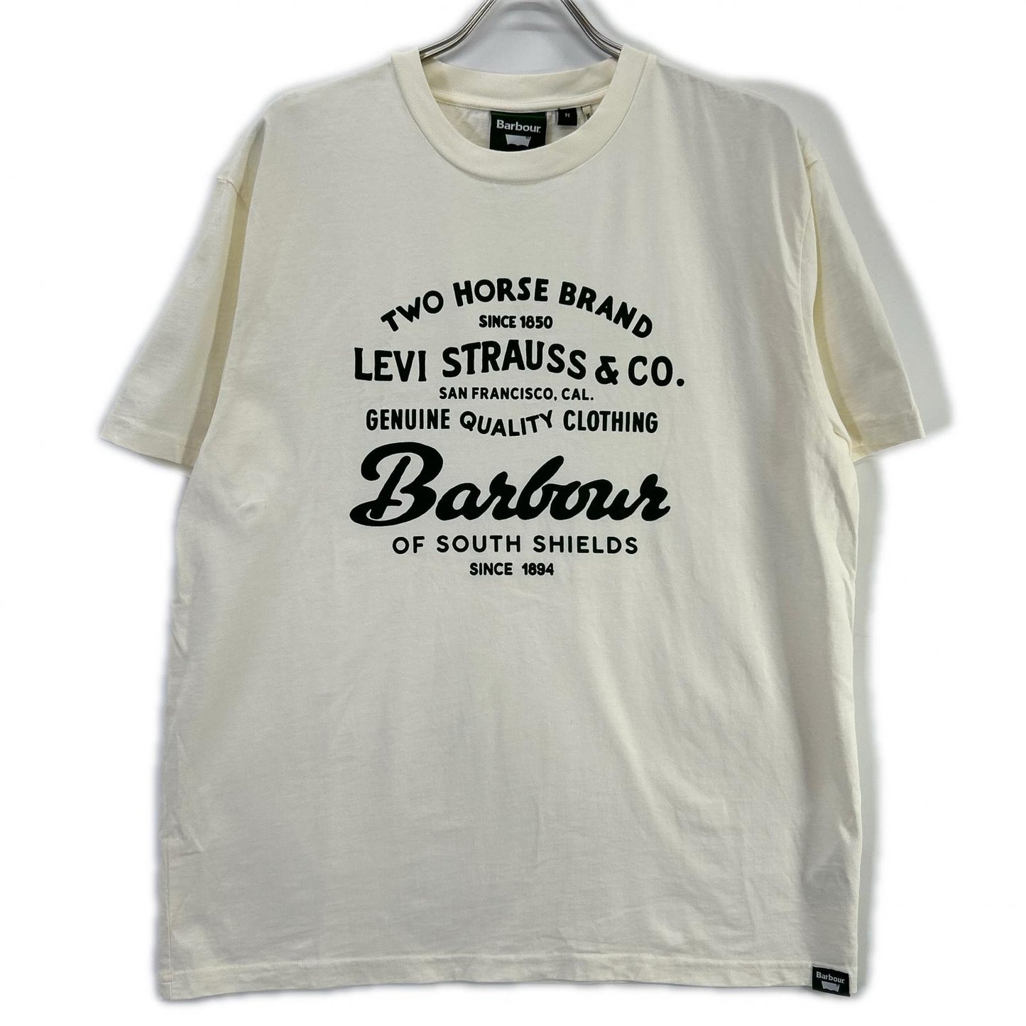 Barbour バブアー ホワイト 252MTS1513 × Levi's グラフィックTシャツ トップス