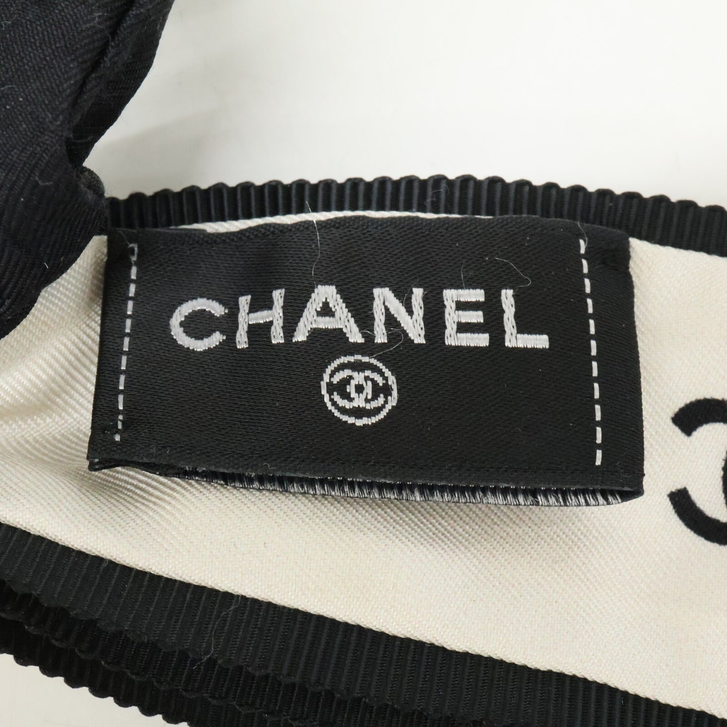 CHANEL シャネル 22A ロゴリボン シルク シュシュ ヘアアクセサリー