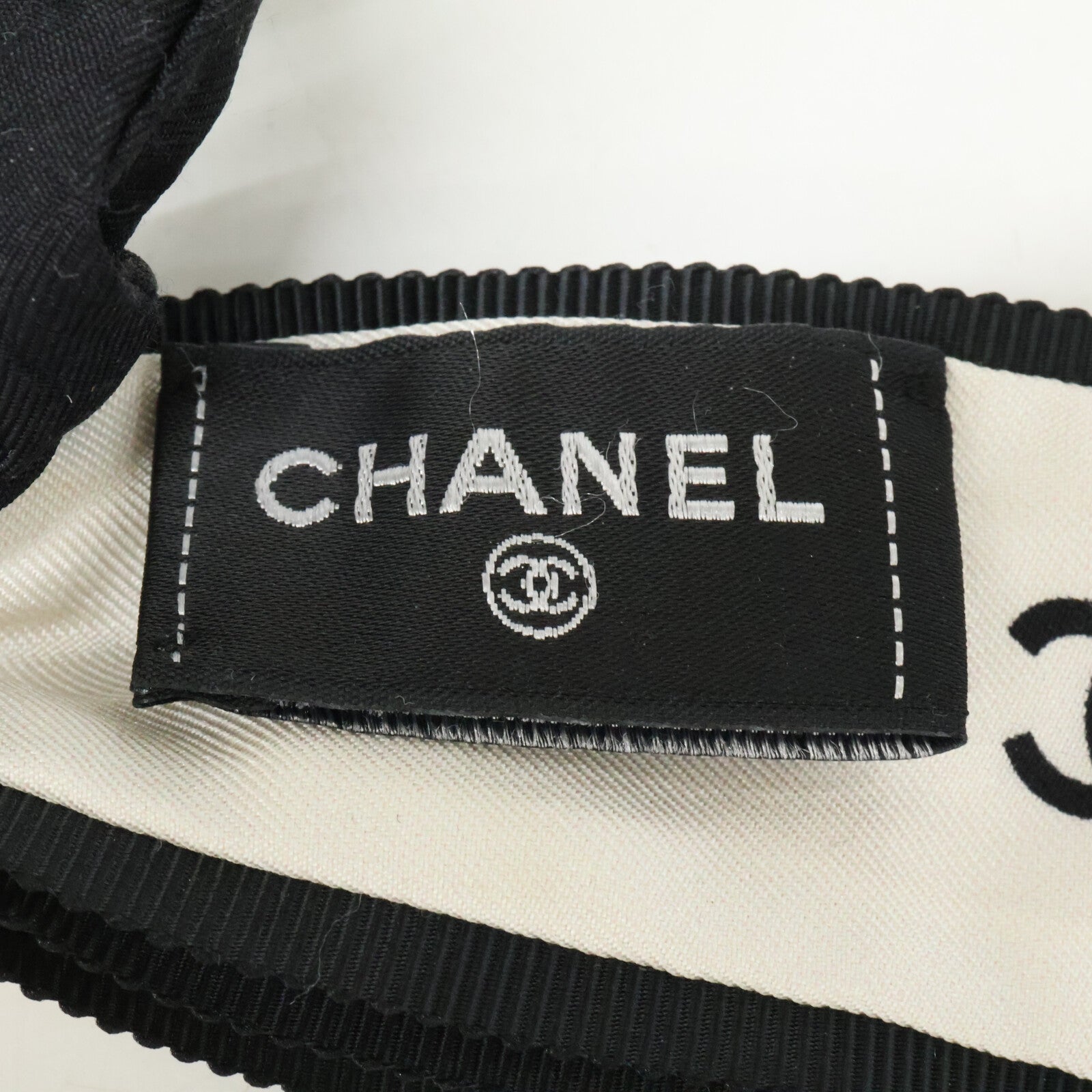 CHANEL シャネル 22A ロゴリボン シルク シュシュ ヘアアクセサリー