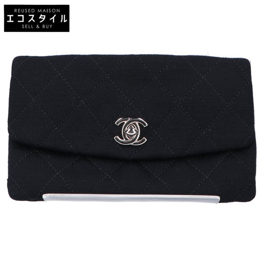 CHANEL シャネル 15番台 ブラック 2011年クリスマス限定チェーンウォレット 長財布（小銭入れなし）