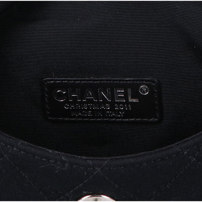 CHANEL シャネル 15番台 ブラック 2011年クリスマス限定チェーンウォレット 長財布（小銭入れなし）