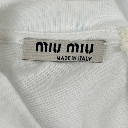 MIUMIU ミュウミュウ ホワイト 21年 MJL783 パール×クリスタルビジュー付き ロゴ クロップド丈長袖Tシャツ トップス