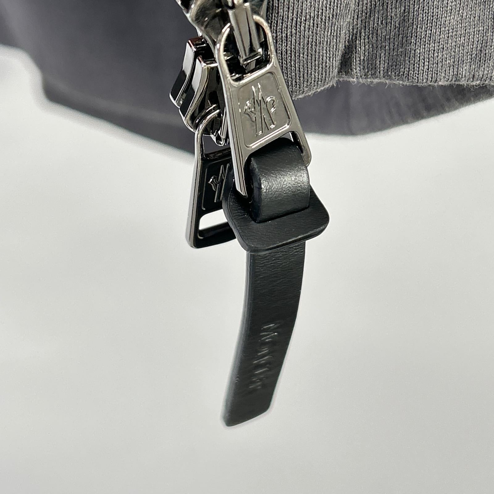 MONCLER モンクレール 23年製 FELPA APERTA CON CAPPUCCIO ジップアップパーカー トップス
