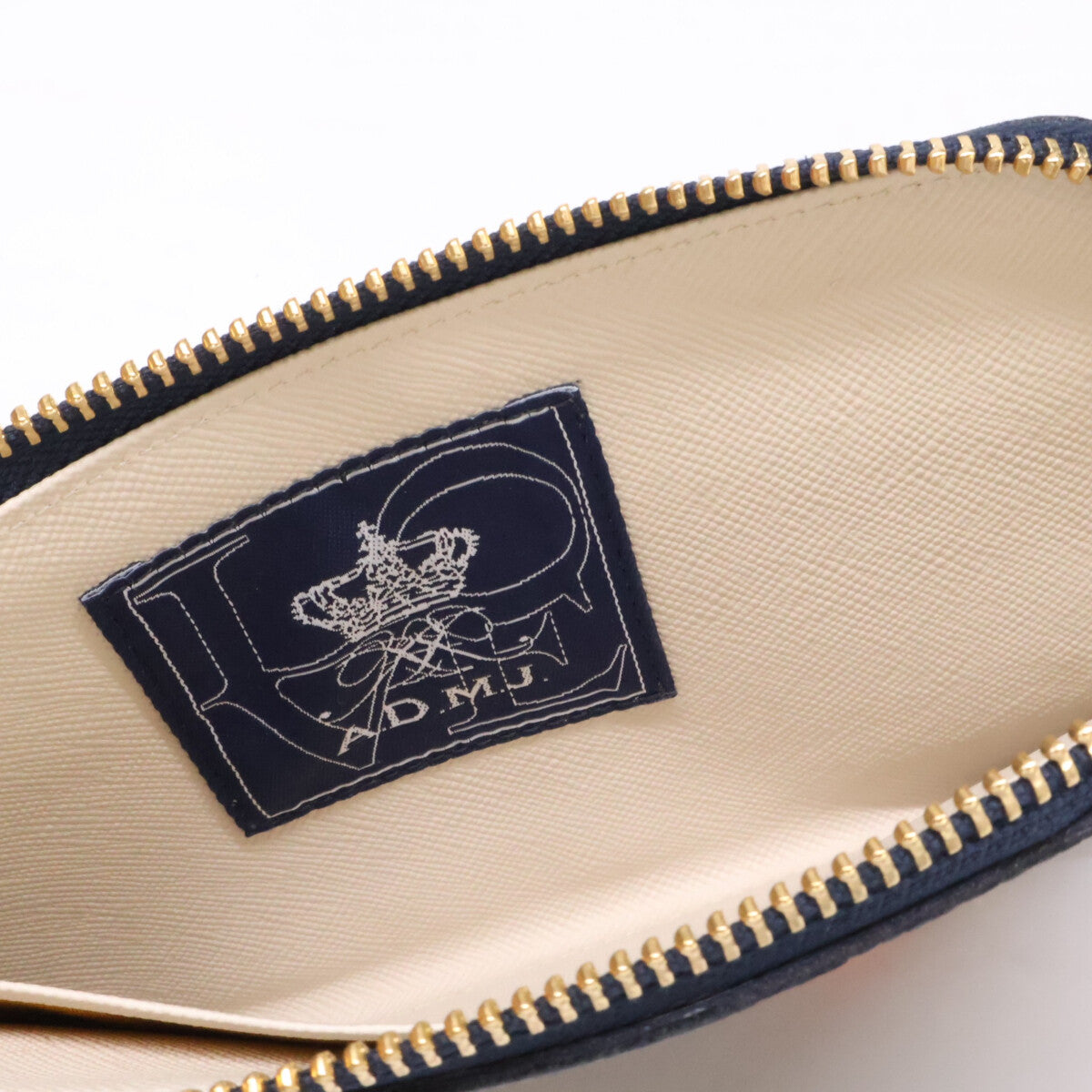 A.D.M.J. Accessoires De Mademoiselle ADMJ 【新品同様】ACS06022J/1 モーツァルト スワロフスキー フラグメントケース 長財布（小銭入れあり）