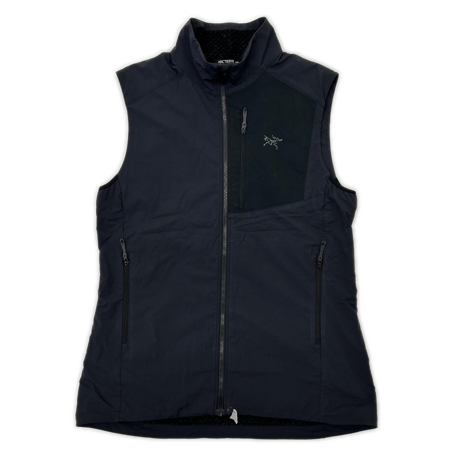 ARC'TERYX アークテリクス 23年製 X000009292 グレー ベスト ベスト
