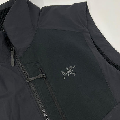 ARC'TERYX アークテリクス 23年製 X000009292 グレー ベスト ベスト