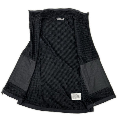 ARC'TERYX アークテリクス 23年製 X000009292 グレー ベスト ベスト