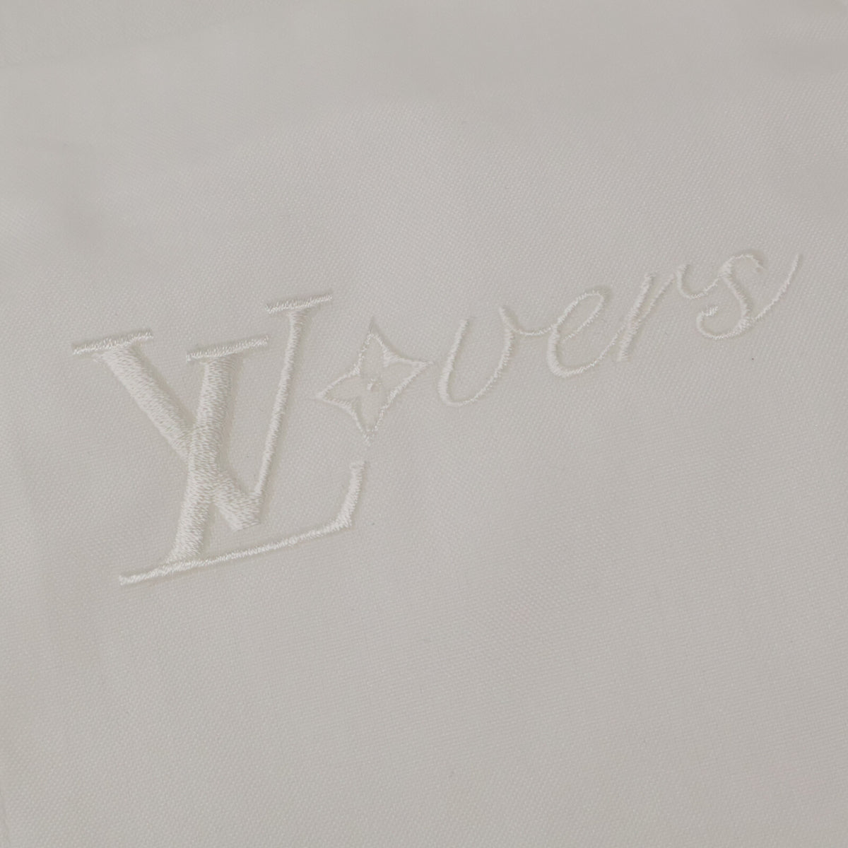 LOUIS VUITTON [Like new/domestic authorized item] RM242MM JXU HRS34W Long-sleeved shirt with embroidered LV logo