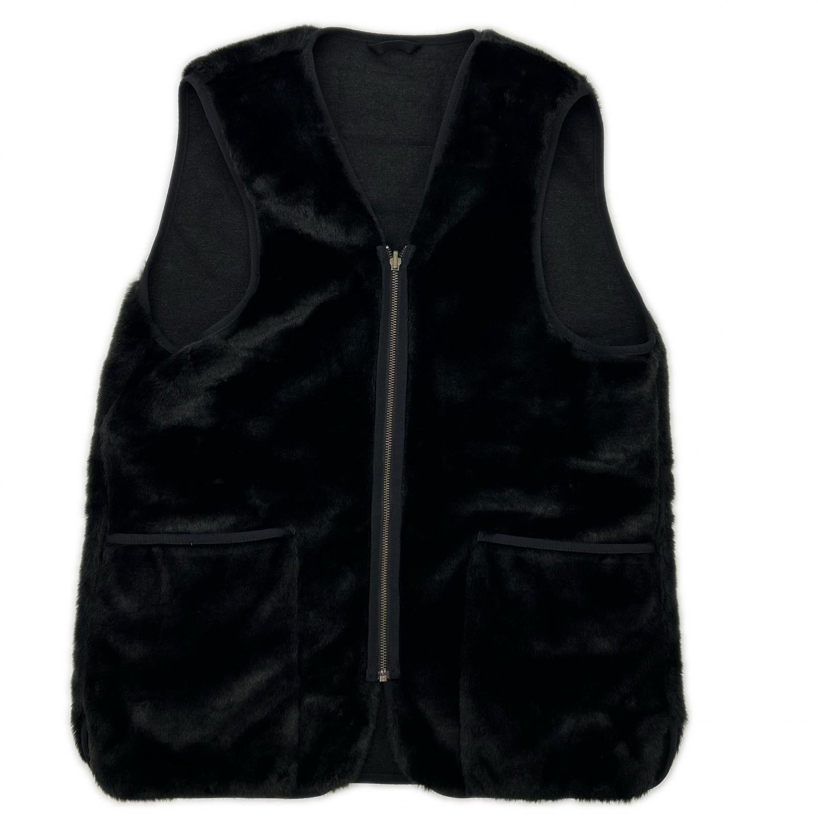 Barbour バブアー 2002103 black reversible slim-fit faux-fur-lined vest vest