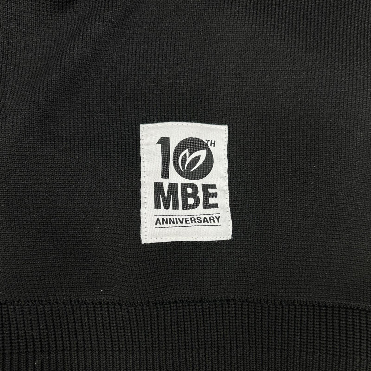 MASTER BUNNY EDITION MASTER BUNNY EDITION × Batman black 10th-anniversary knit hoodie top