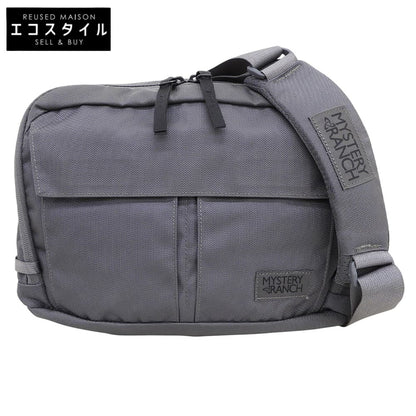 MYSTERY RANCH ミステリーランチ 美品 ディストリクト8 ショルダーバッグ メンズ グレー 297543 22年製 ショルダーバッグ
