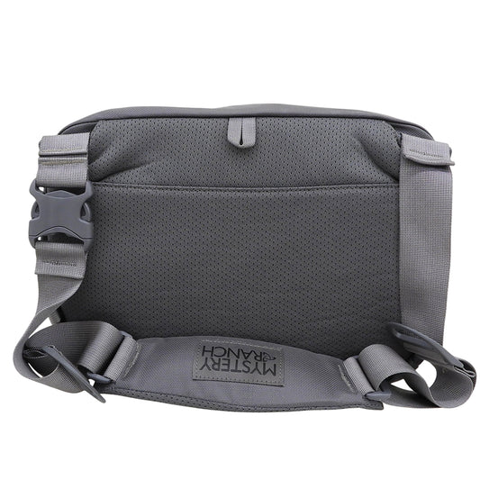 MYSTERY RANCH ミステリーランチ 美品 ディストリクト8 ショルダーバッグ メンズ グレー 297543 22年製 ショルダーバッグ